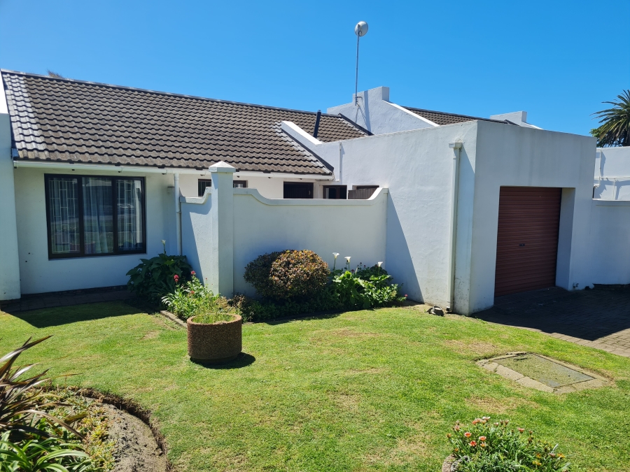 2 Bedroom Property for Sale in Paradise Beach Eastern Cape